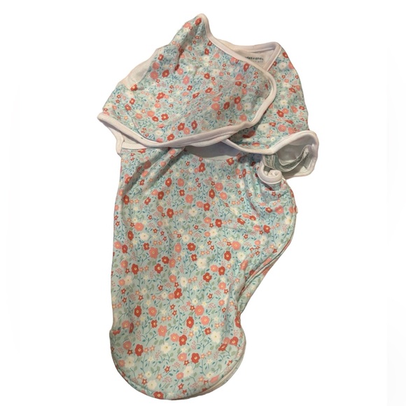 Aden + Anais swaddles 2 new and one used - Picture 3 of 3